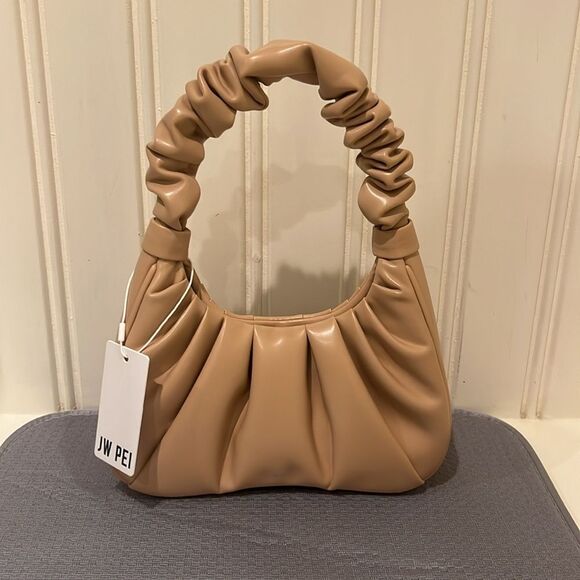 NWT JW PEI Blush Gabbi Hobo Ruched Leather Designer Handbag - Picture 2 of 4